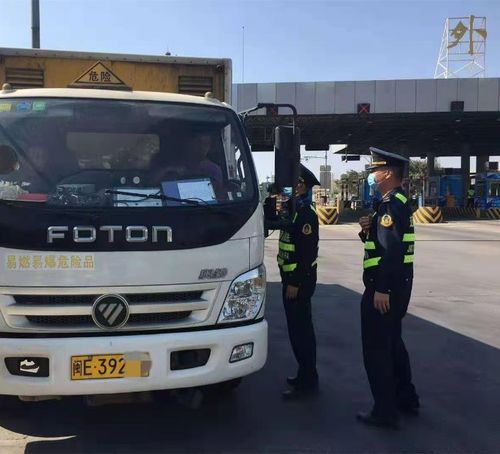 市交通運輸執(zhí)法局強化危運行業(yè)專項執(zhí)法，為春運筑牢安全防線